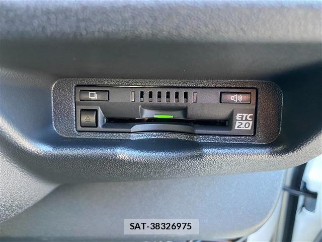 Toyota HIACE WAGON 2025-09 8035875-23