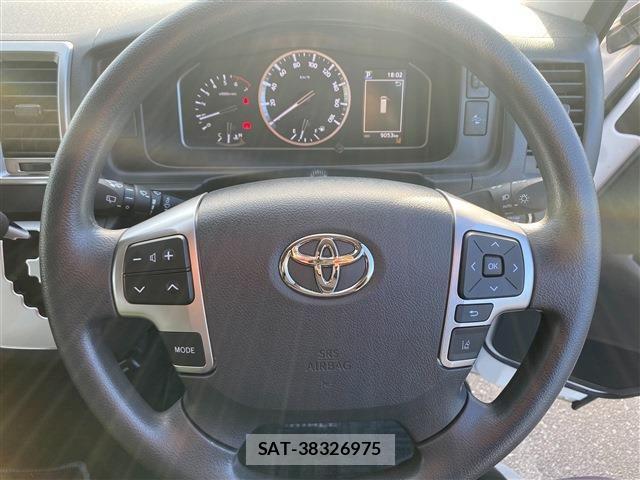 Toyota HIACE WAGON 2025-09 8035875-25