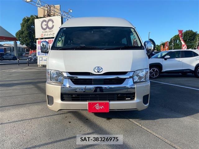 Toyota HIACE WAGON 2025-09 8035875-2