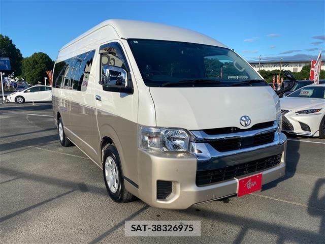 Toyota HIACE WAGON 2025-09 8035875-3