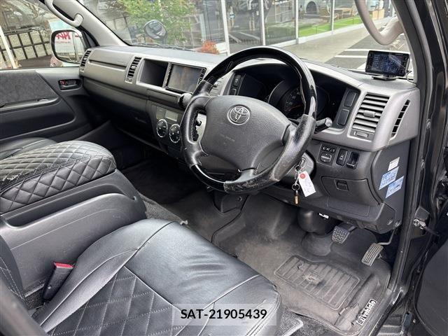 Toyota HIACE WAGON 2014-01 8035879-4