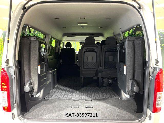 Toyota HIACE WAGON 2021-08 8073961-11