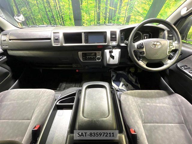 Toyota HIACE WAGON 2021-08 8073961-1