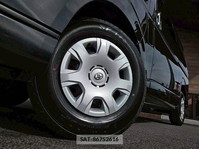 Toyota HIACE WAGON 2026-04 8073960-19