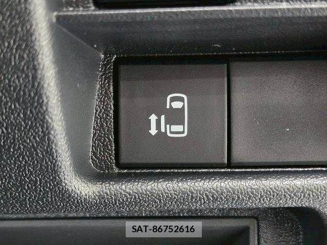 Toyota HIACE WAGON 2026-04 8073960-6