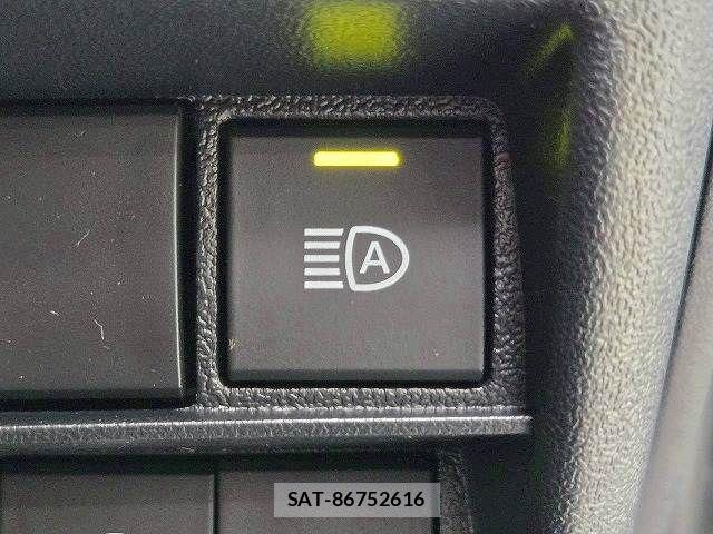 Toyota HIACE WAGON 2026-04 8073960-7