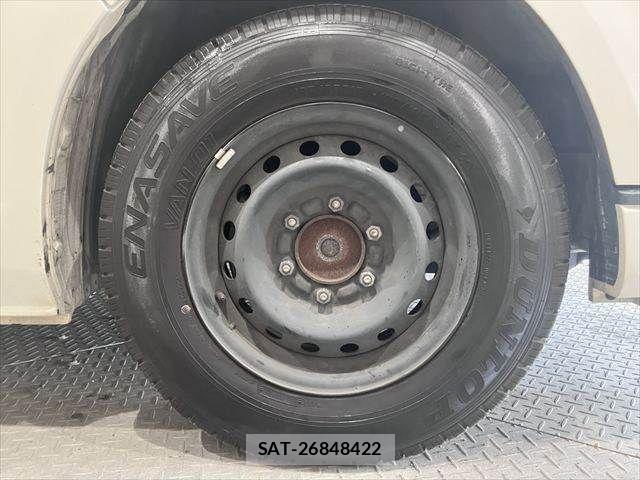 Toyota HIACE WAGON 2020-03 8099517-15