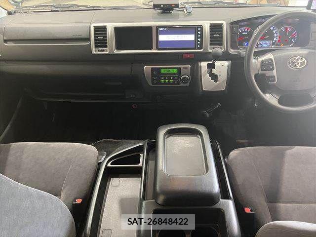 Toyota HIACE WAGON 2020-03 8099517-2