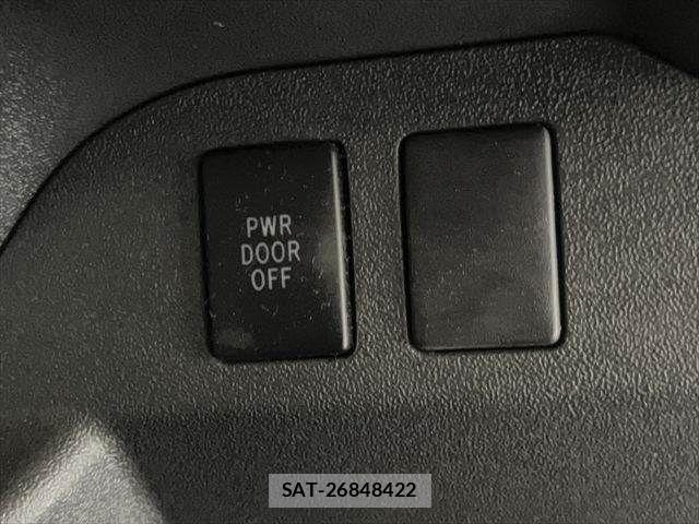 Toyota HIACE WAGON 2020-03 8099517-6