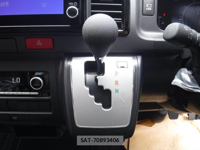 Toyota HIACE WAGON 2026-07 8099508-15