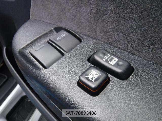 Toyota HIACE WAGON 2026-07 8099508-17