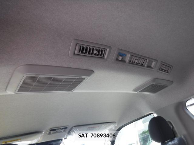 Toyota HIACE WAGON 2026-07 8099508-26