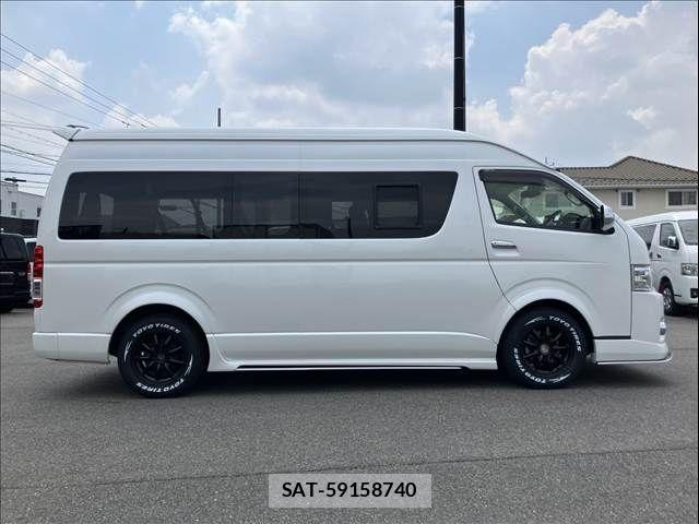 Toyota HIACE WAGON 2019-08 8130449-22