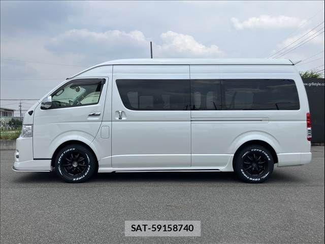 Toyota HIACE WAGON 2019-08 8130449-23