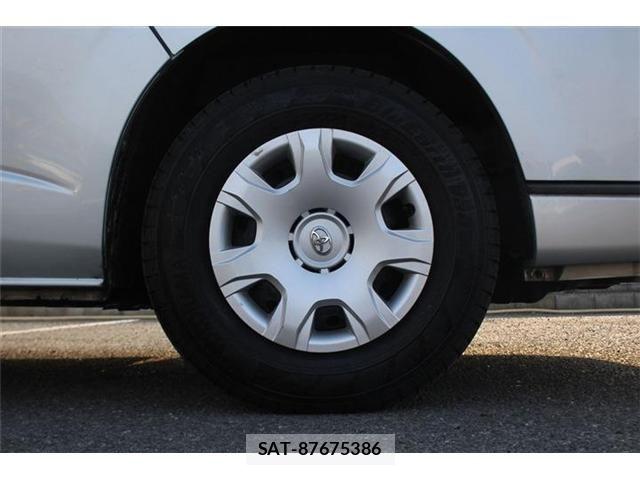 Toyota HIACE WAGON 2018-01 8145887-9
