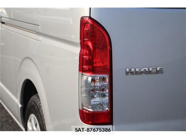Toyota HIACE WAGON 2018-01 8145887-19