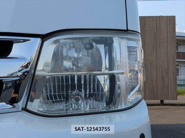 Toyota HIACE WAGON 2012-03 8158542-22