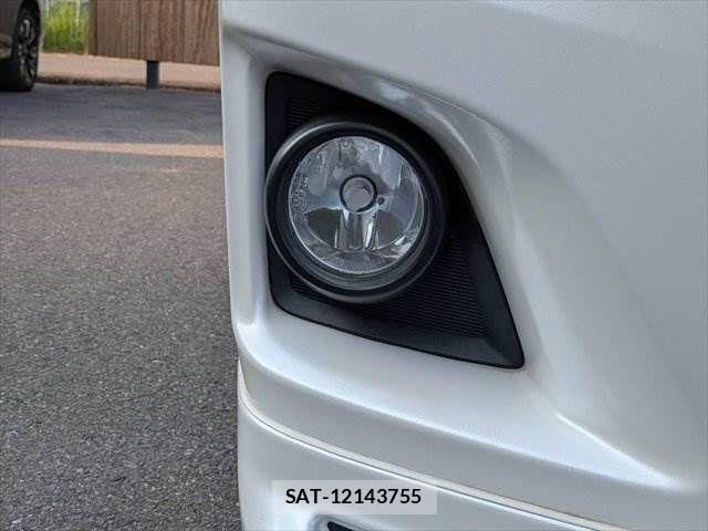 Toyota HIACE WAGON 2012-03 8158542-25