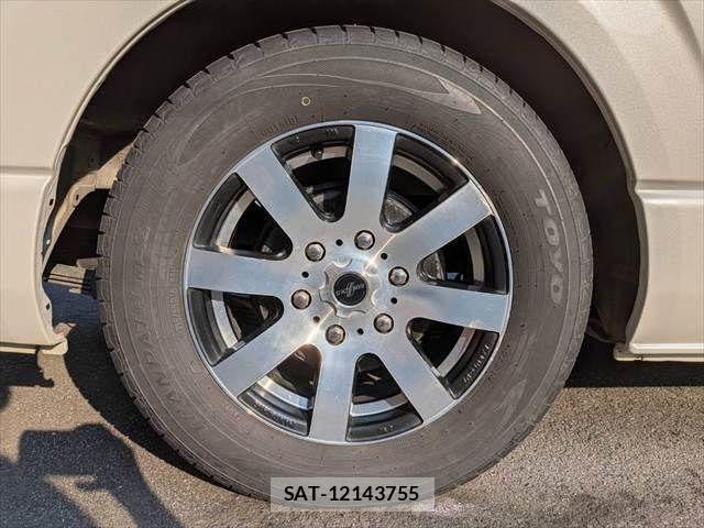 Toyota HIACE WAGON 2012-03 8158542-29