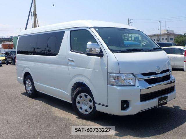 Toyota HIACE WAGON 2026-07 8207804-0