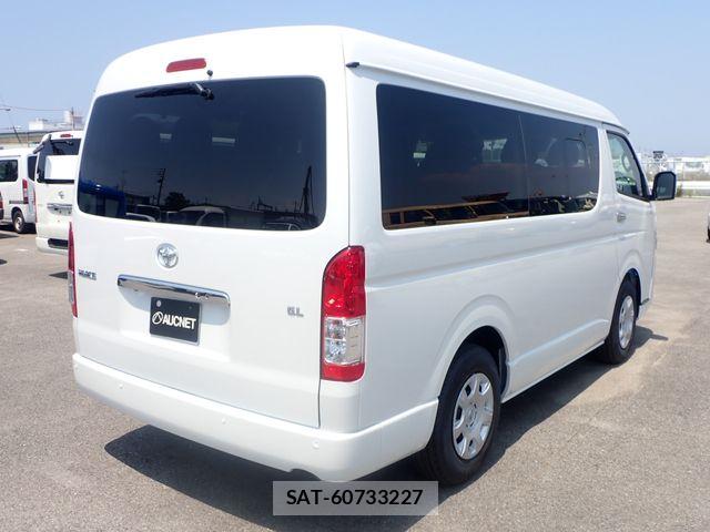 Toyota HIACE WAGON 2026-07 8207804-9