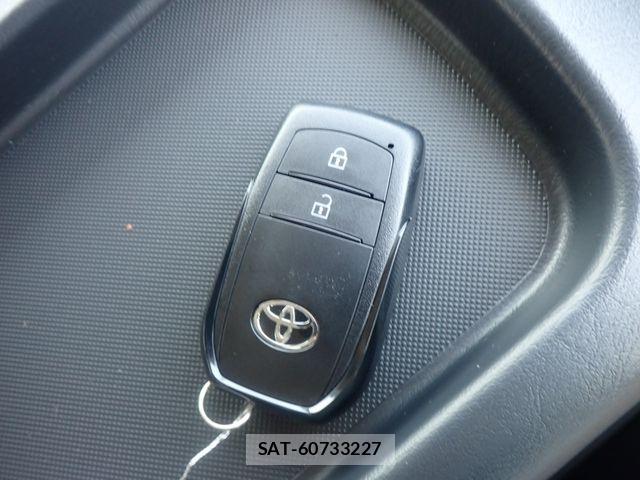 Toyota HIACE WAGON 2026-07 8207804-28