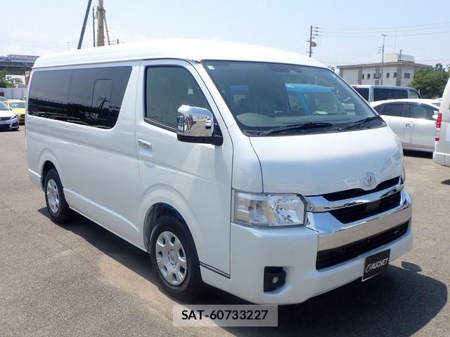 Toyota HIACE WAGON 2026-07 8207804-3