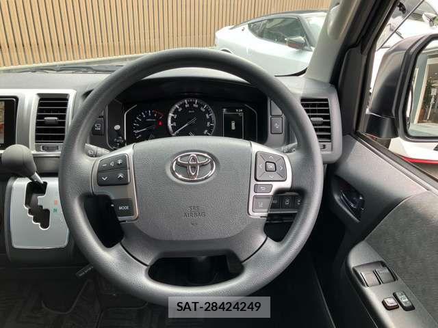 Toyota HIACE WAGON 2025-09 8207800-10