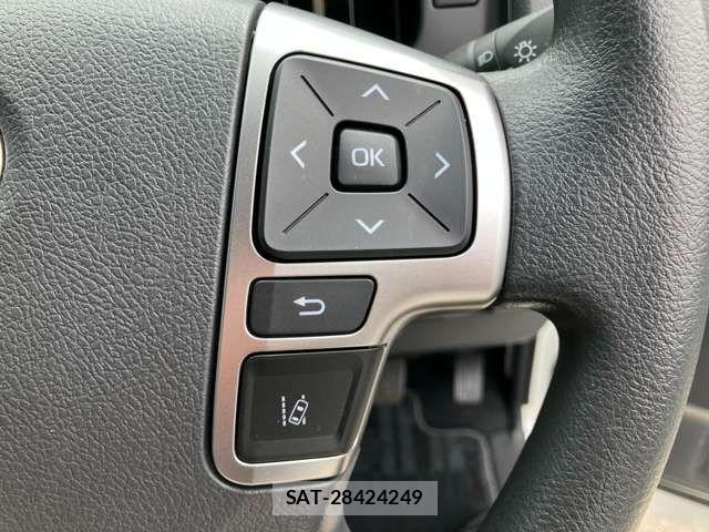 Toyota HIACE WAGON 2025-09 8207800-11