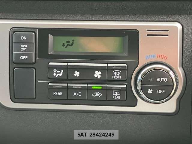 Toyota HIACE WAGON 2025-09 8207800-17