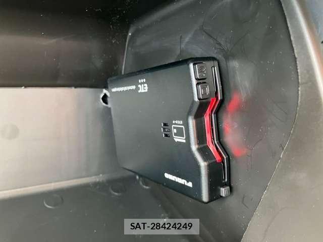 Toyota HIACE WAGON 2025-09 8207800-24