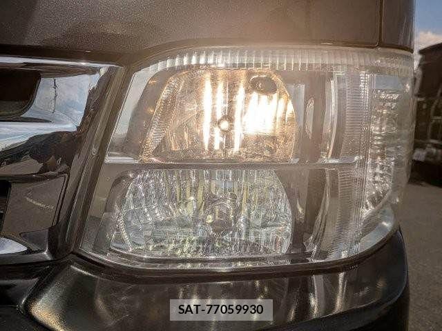 Toyota HIACE WAGON 2011-03 8207807-13