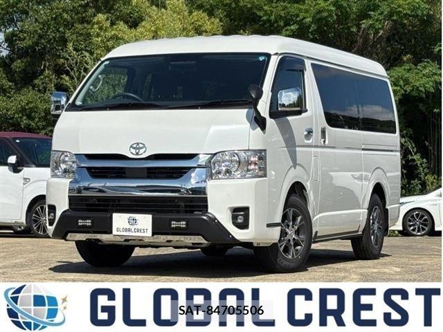 Toyota HIACE WAGON 2026-06 8207801-0
