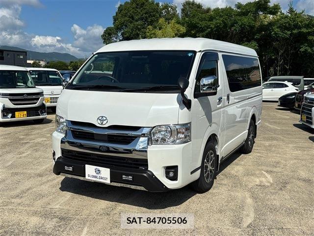 Toyota HIACE WAGON 2026-06 8207801-11