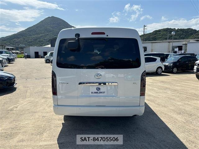 Toyota HIACE WAGON 2026-06 8207801-14