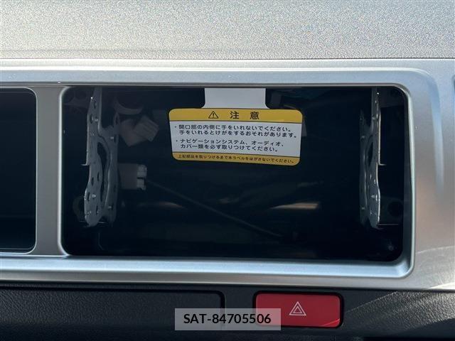 Toyota HIACE WAGON 2026-06 8207801-24