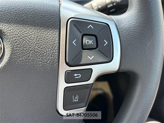Toyota HIACE WAGON 2026-06 8207801-28