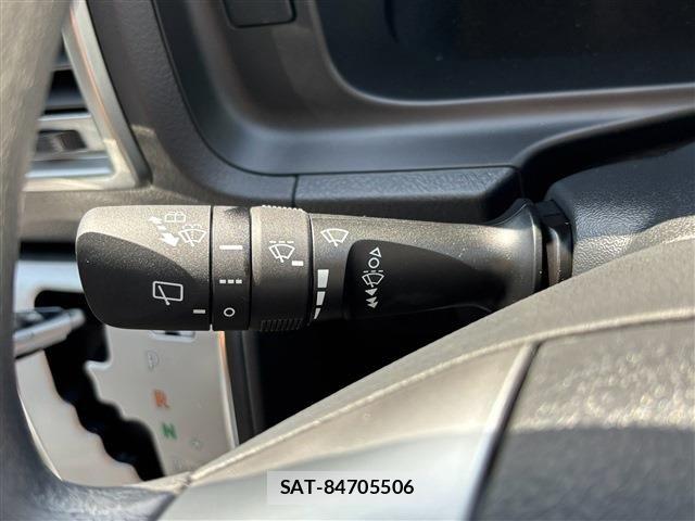Toyota HIACE WAGON 2026-06 8207801-29