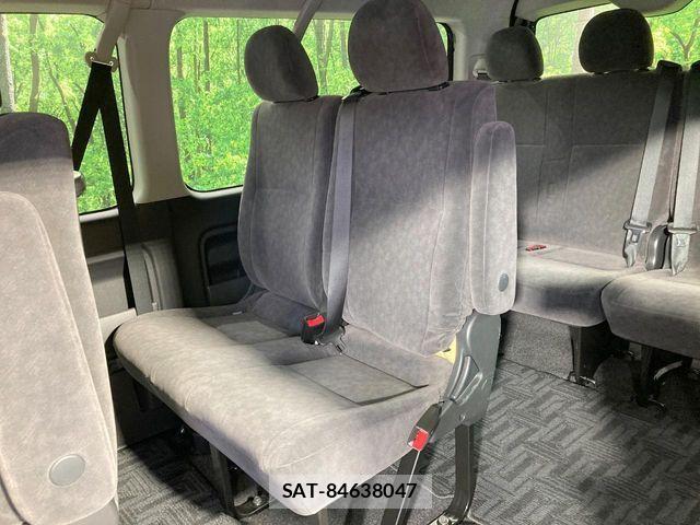 Toyota HIACE WAGON 2021-09 8207802-9