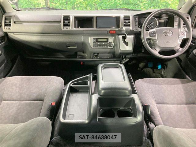 Toyota HIACE WAGON 2021-09 8207802-1