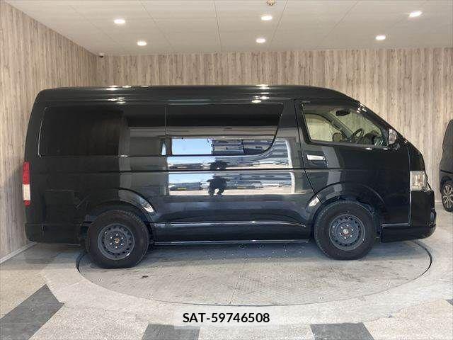 Toyota HIACE WAGON 2016-12 8207806-17