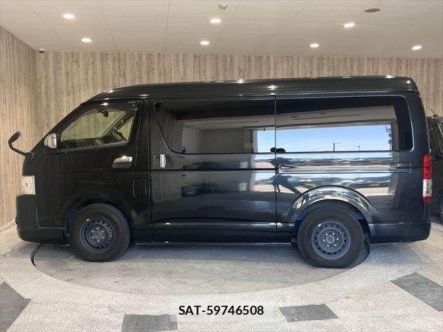 Toyota HIACE WAGON 2016-12 8207806-21