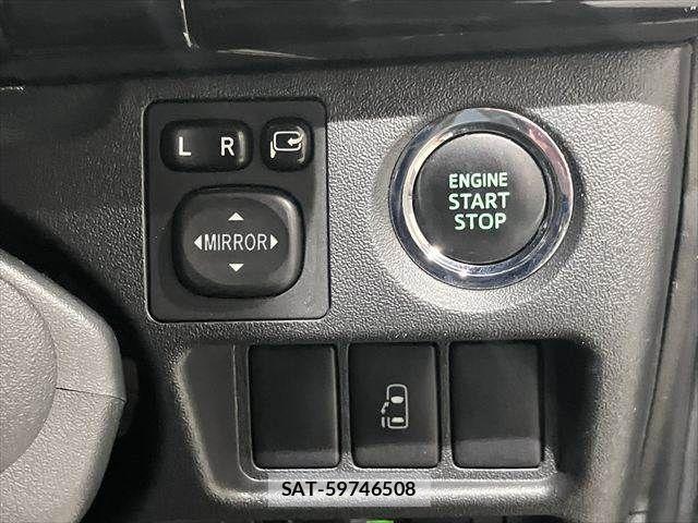 Toyota HIACE WAGON 2016-12 8207806-8