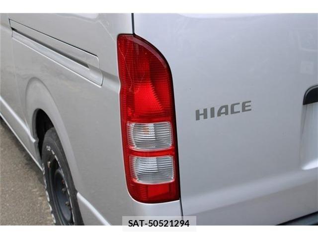 Toyota HIACE WAGON 2016-10 8230279-16