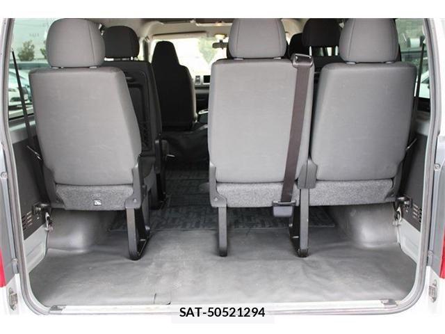 Toyota HIACE WAGON 2016-10 8230279-29