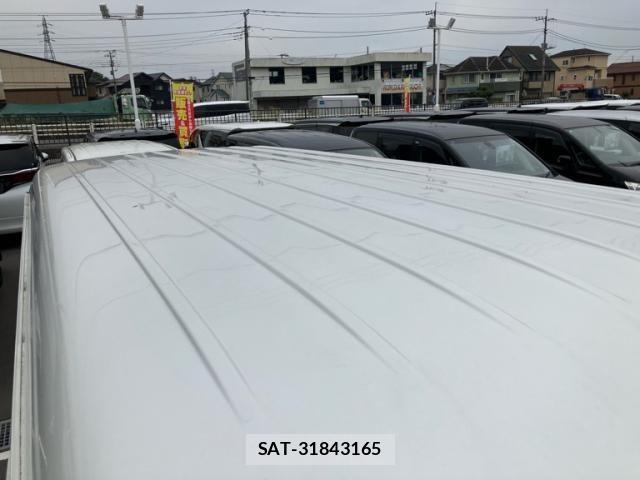 Toyota HIACE WAGON 2018-12 8230278-11