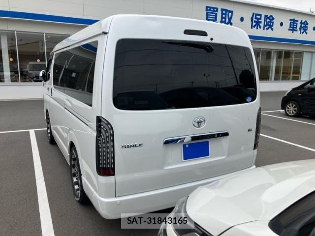 Toyota HIACE WAGON 2018-12 8230278-3