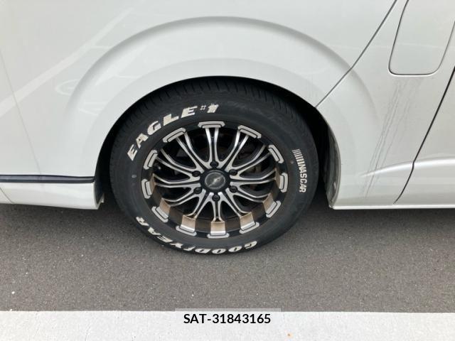 Toyota HIACE WAGON 2018-12 8230278-6
