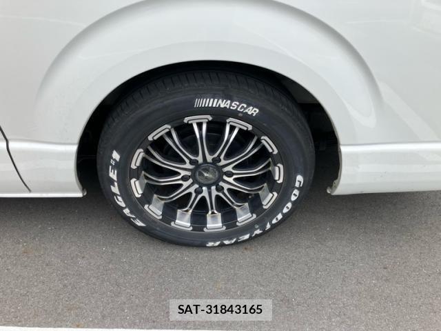 Toyota HIACE WAGON 2018-12 8230278-7