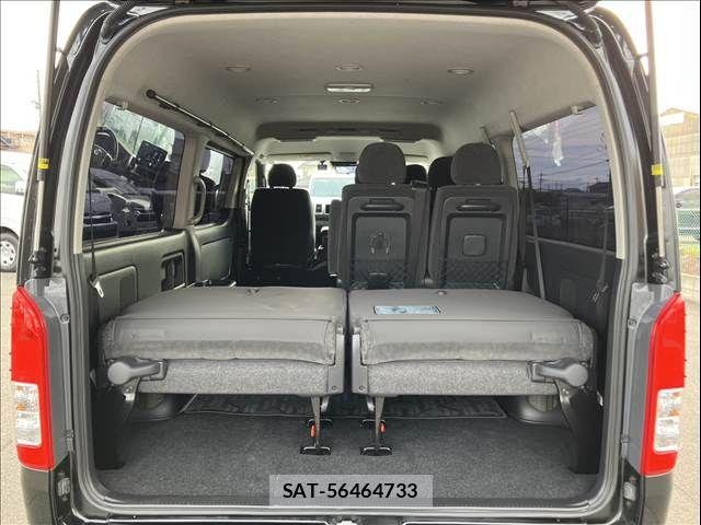 Toyota HIACE WAGON 2025-03 8245369-19